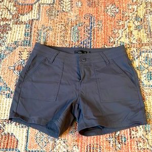 Prana Kanab Shorts side 6 button waist gray EUC
